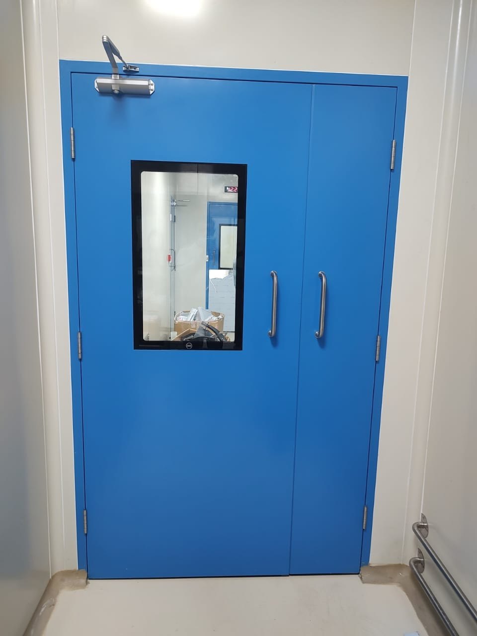 Double Leaf Shutter Clean Room Door: GI Powder Coated